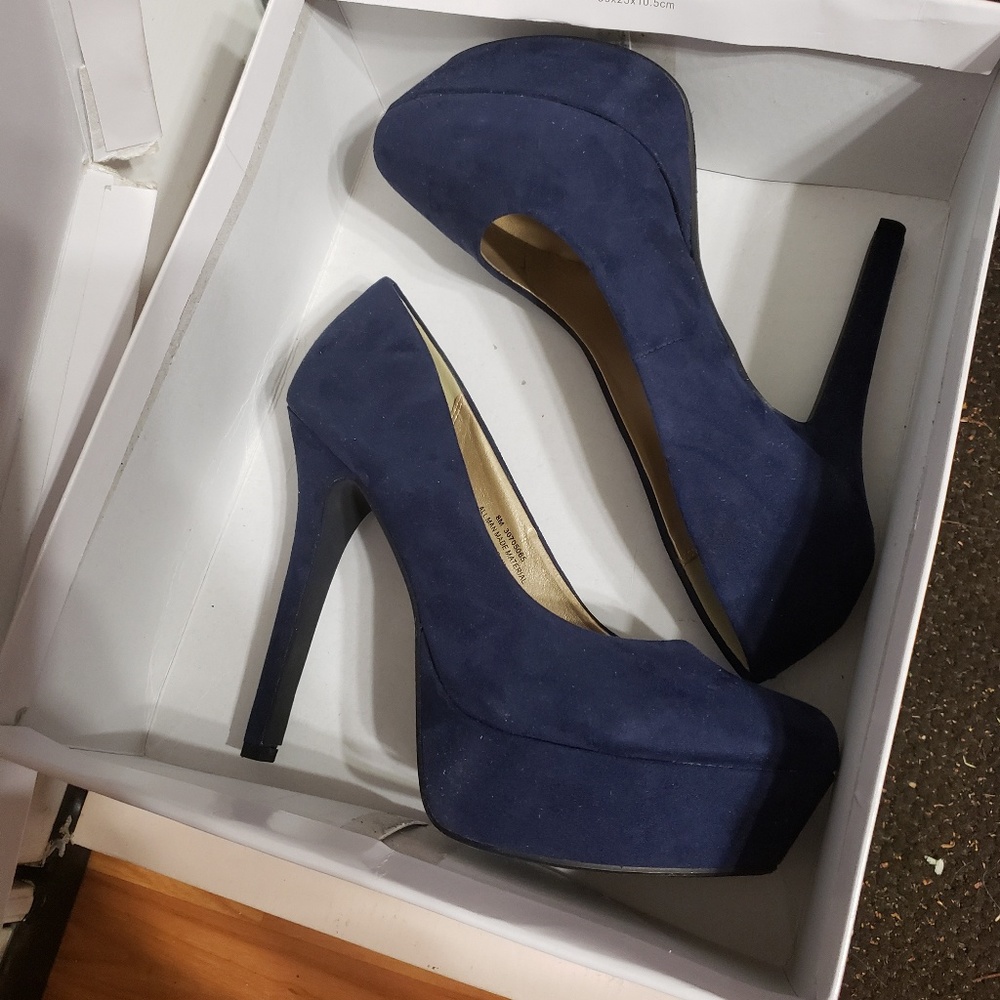 Womans heels